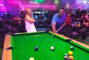 Tour della vita notturna di Pattaya: bar, club e feste come uno del posto