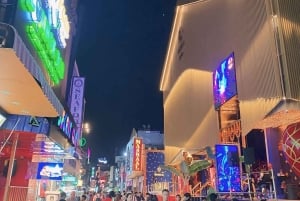 Tour della vita notturna di Pattaya: bar, club e feste come uno del posto