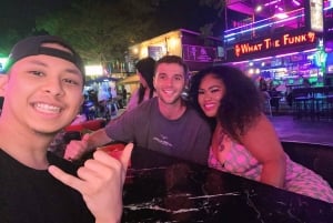 Tour della vita notturna di Pattaya: bar, club e feste come uno del posto