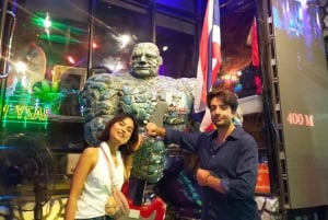 Tour della vita notturna di Pattaya: bar, club e feste come uno del posto