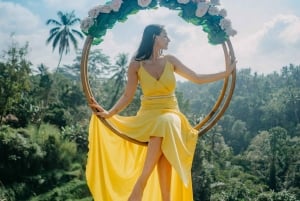 Private Ubud Tour With Professional Photographer with Edit