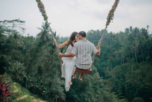 Private Ubud Tour With Professional Photographer with Edit