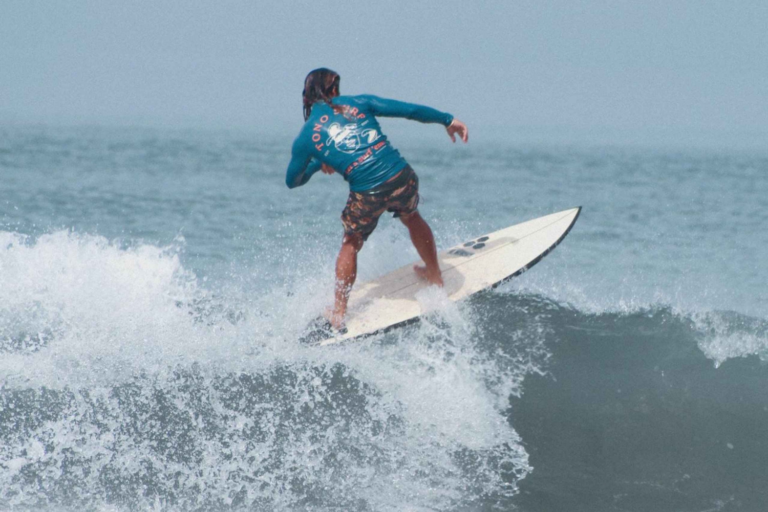 Professionell privat surflektion i Berawa, Canggu, Bali