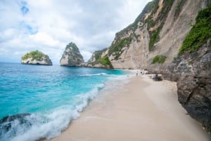 Nusa Penida: Privat bilutleie