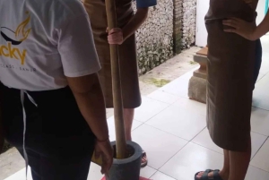 サヌール：バリ料理教室（マーケットツアーはオプションです）