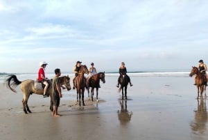 Reiten am Strand von Seminyak