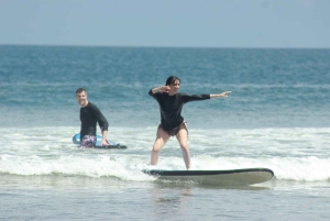 Seminyak: Beginner Surf Lesson with Pro Instructor