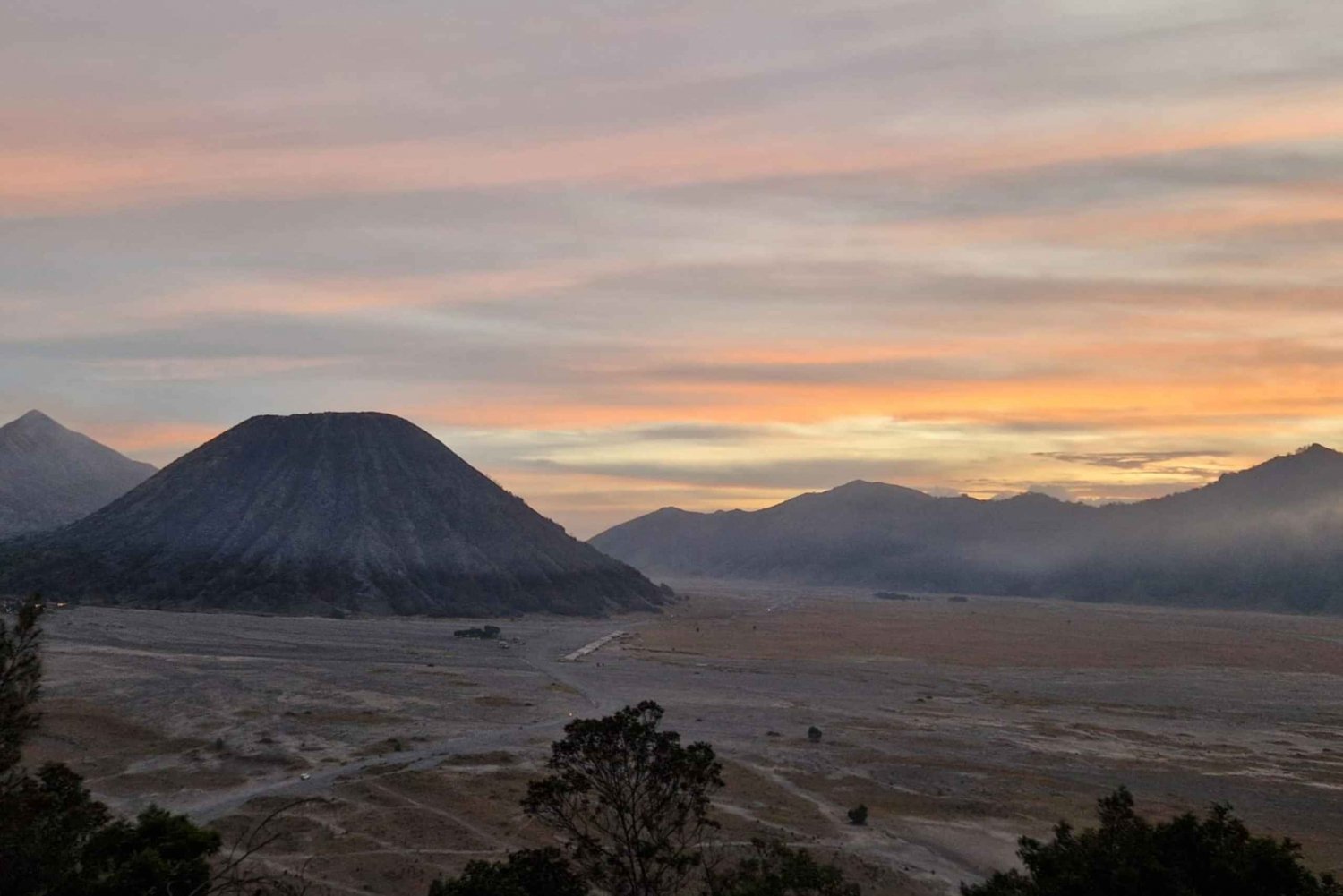 Start: Malang! Bromo Sunrise and Ijen 2D/1N Share Tour