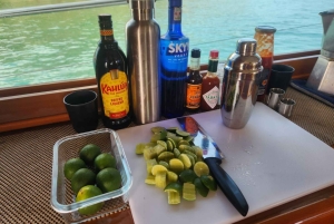 Rondvaart tijdens zonsondergang vanuit Kuta Bay met drankjes en snacks