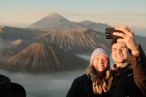 Surabaya: Fælles tur til Tumpak Sewu-vandfaldet, Bromo og Ijen