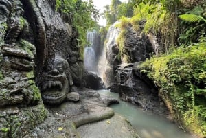 Taman Beji Griya Waterfall: Holy Bathing/Soul Retreat Ritual