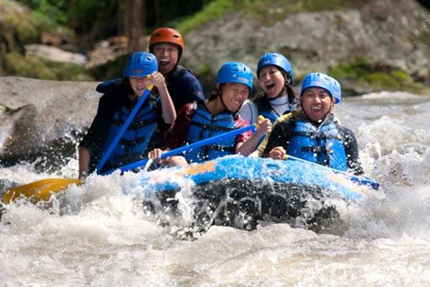 Telaga Waja: Rafting em águas brancas com almoço
