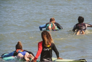 Najlepsza lekcja surfingu z Curly w Canggu