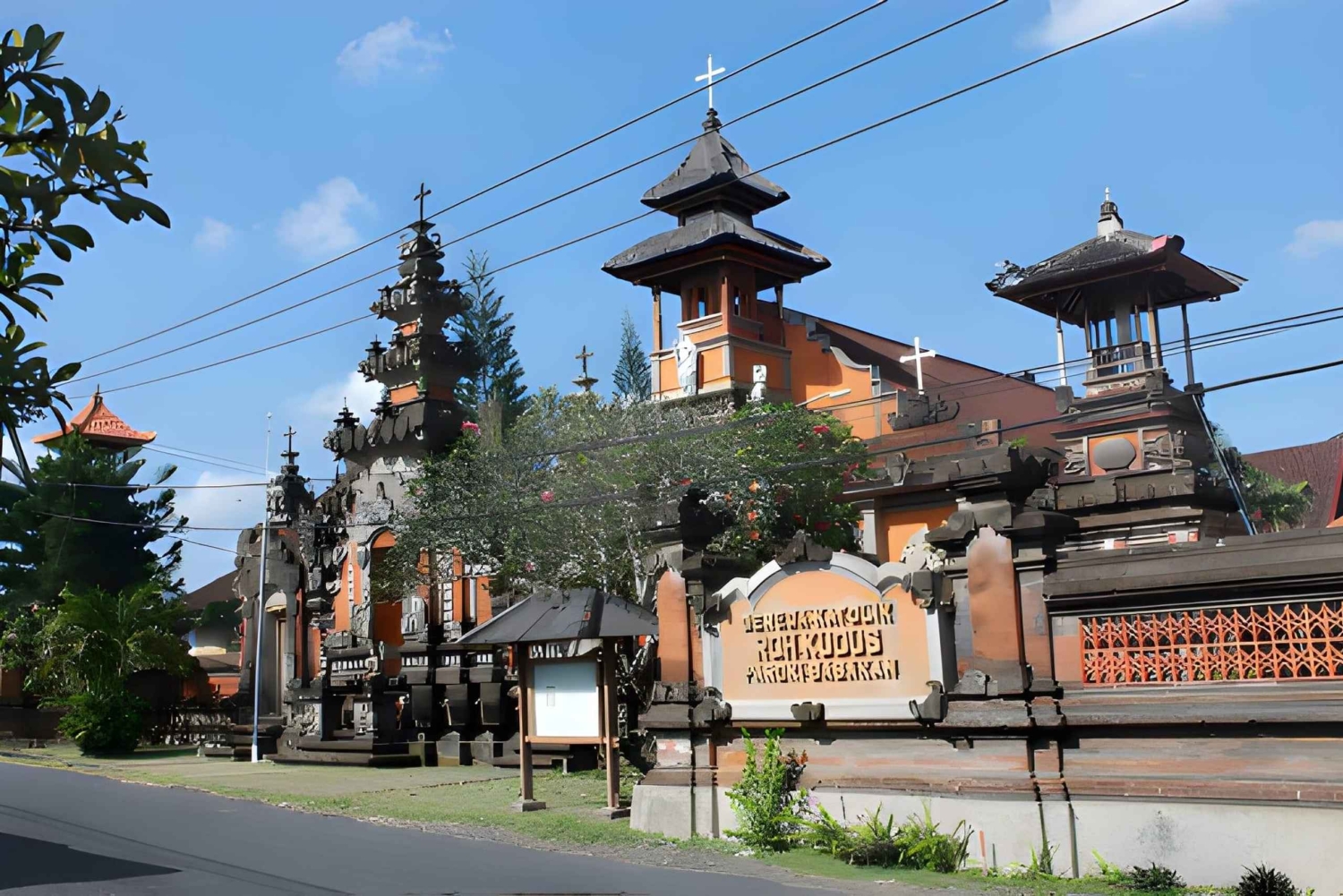 Os santuários católicos mais importantes de Bali