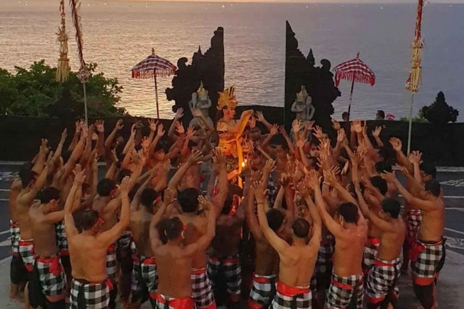 Ingressos para você assistir à dança do fogo Kecak em Uluwatu