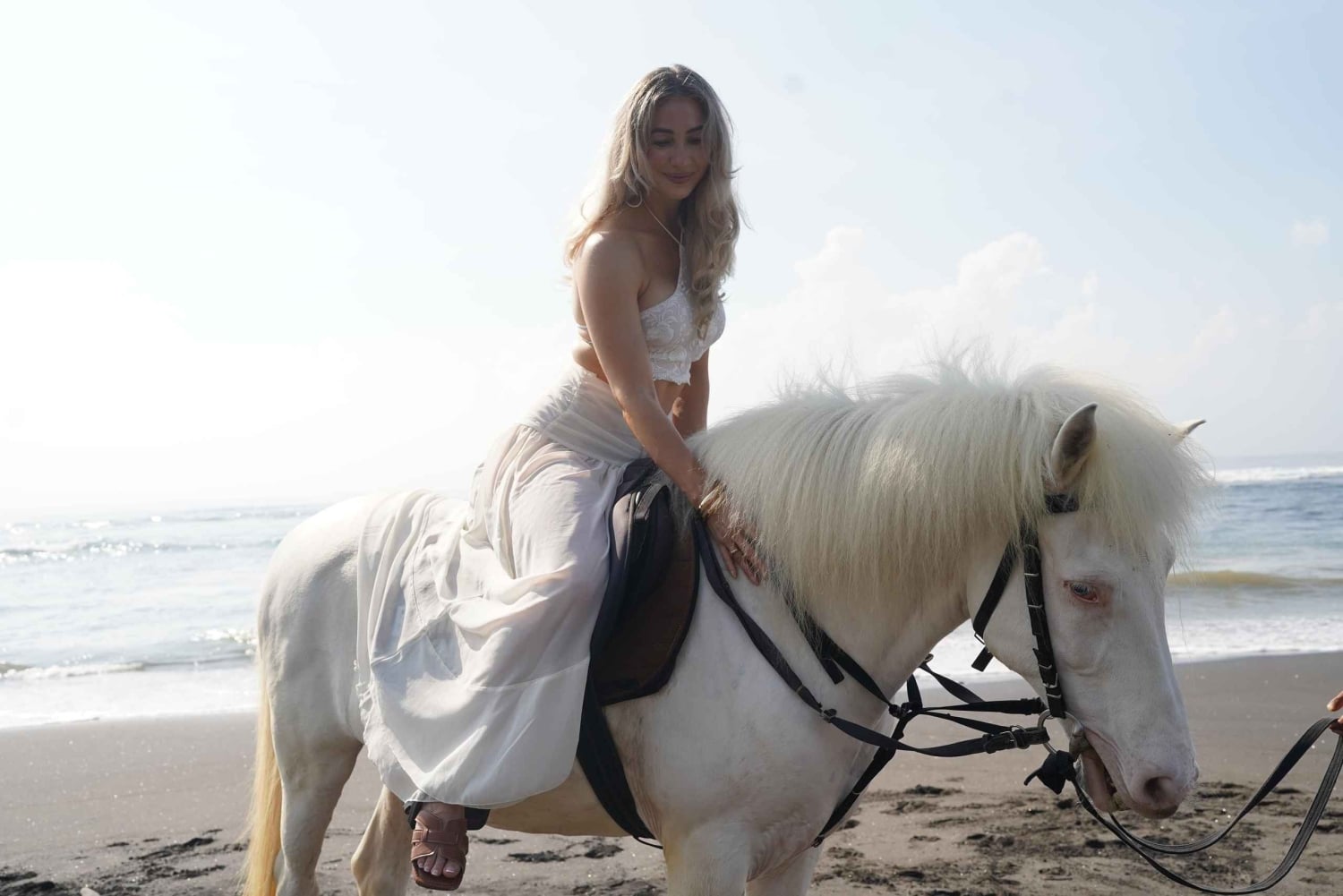 Ubud: 1 hora de paseo a caballo por la playa con traslado