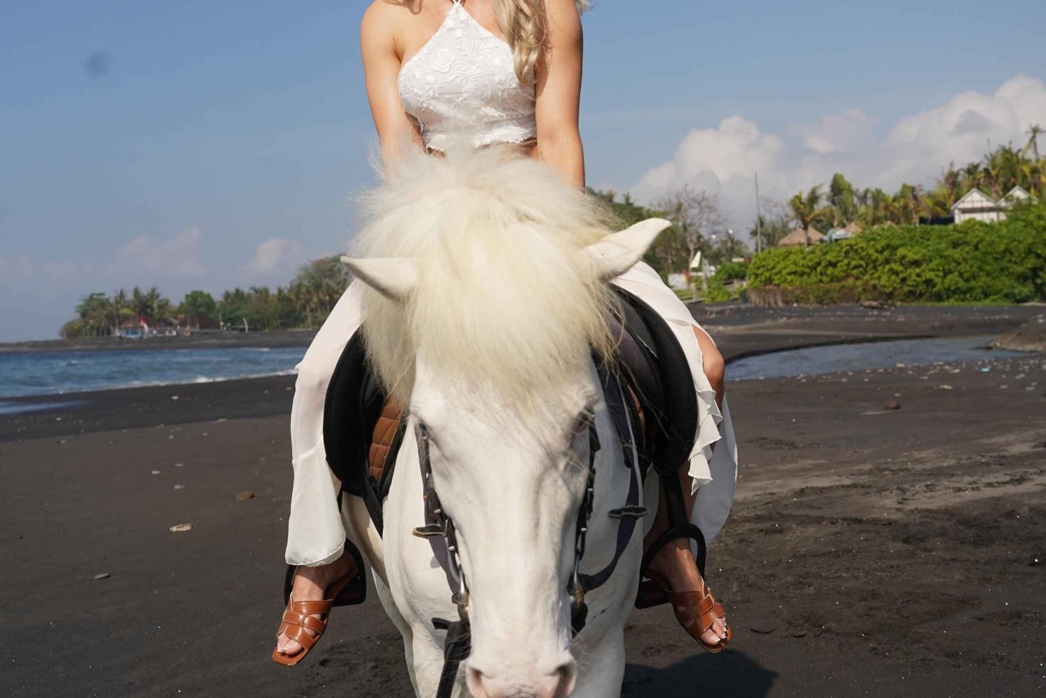 Ubud: 1 hora de paseo a caballo por la playa con traslado