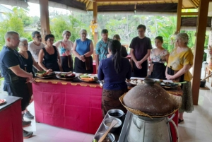 Ubud: A Balinese Cooking lesson with Morning market visit