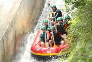 バリ島：ウブドで四輪バギー、ラフティング、バリ式スパ体験（移動サービス付き）