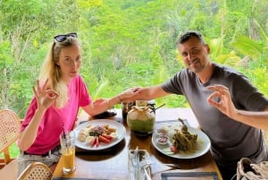 Ubud: Secret Waterfalls, Jungle Swing Private Tour