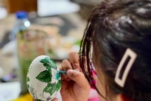 Ubud: kunstmarktrondleiding en eierverfworkshop