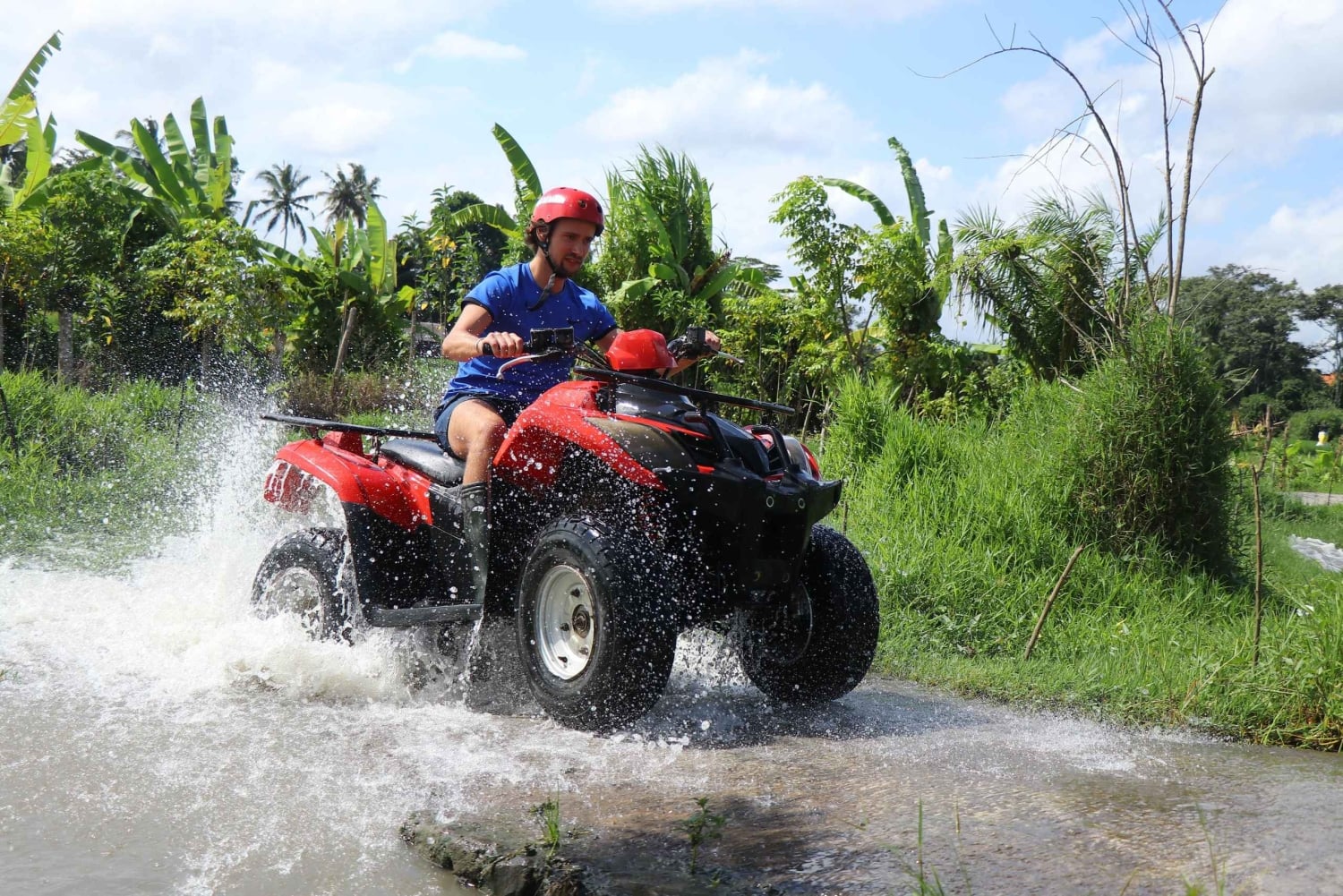 Ubud: ATV Quad Bike gennem flod, rismarker og vandfald