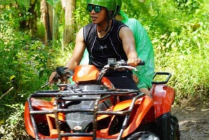 Ubud: Avventura in ATV con guida locale e in tandem