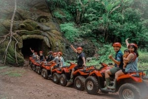 Ubud Bali ATV Alasan Adventure Grotta di Gorila e Cretya Pool Bar