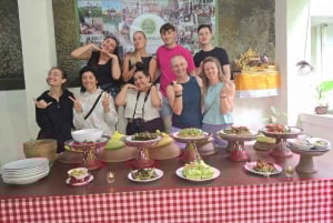 Ubud: balilainen ruoanlaittokurssi, riisipelto- ja markkinakierros