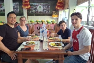 Ubud: balilainen ruoanlaittokurssi, riisipelto- ja markkinakierros