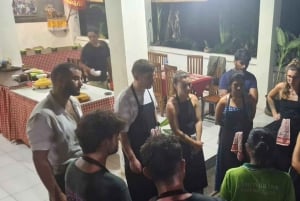 Ubud: balilainen ruoanlaittokurssi, riisipelto- ja markkinakierros