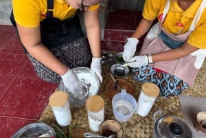 Ubud: Balinese Dessert Cooking Class at Local Home