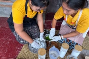 Ubud: Balinese Dessert Cooking Class at Local Home