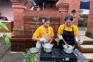 Ubud: Balinese Dessert Cooking Class at Local Home