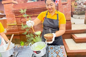 Ubud: Balinese Dessert Cooking Class at Local Home
