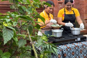 Ubud: Balinese dessertkookles bij een lokaal gezin