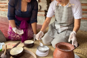 Ubud: Balinese dessertkookles bij een lokaal gezin