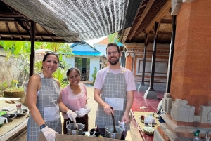 Ubud: Balinese dessertkookles bij een lokaal gezin
