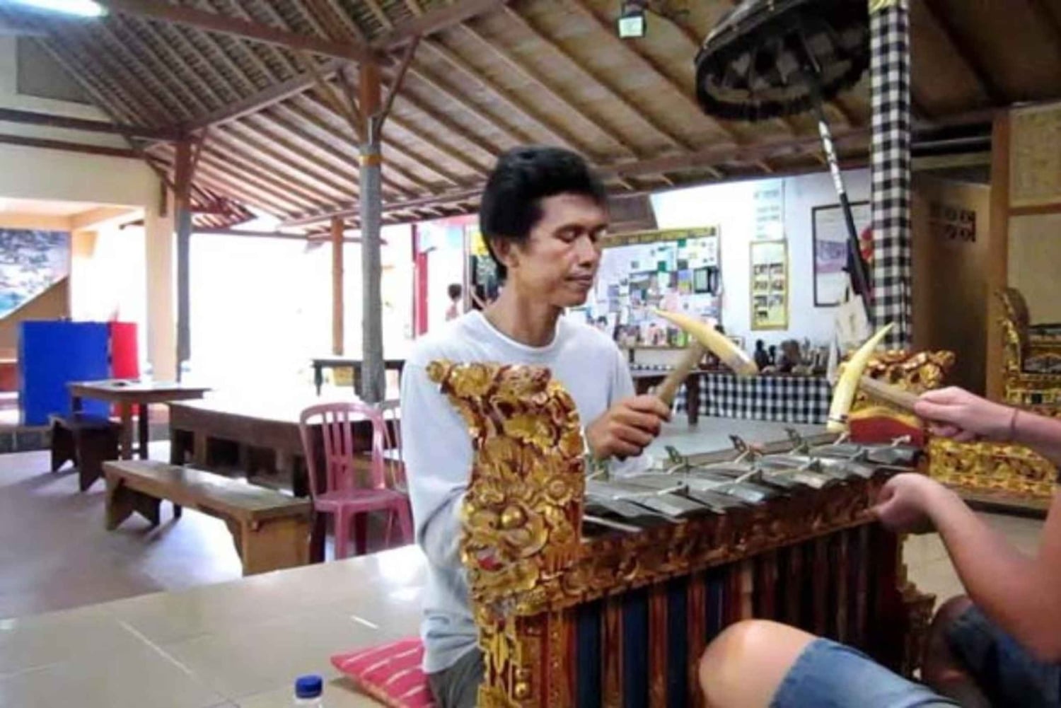 Ubud: Traditionel balinesisk gamelan-musikundervisning med en mester