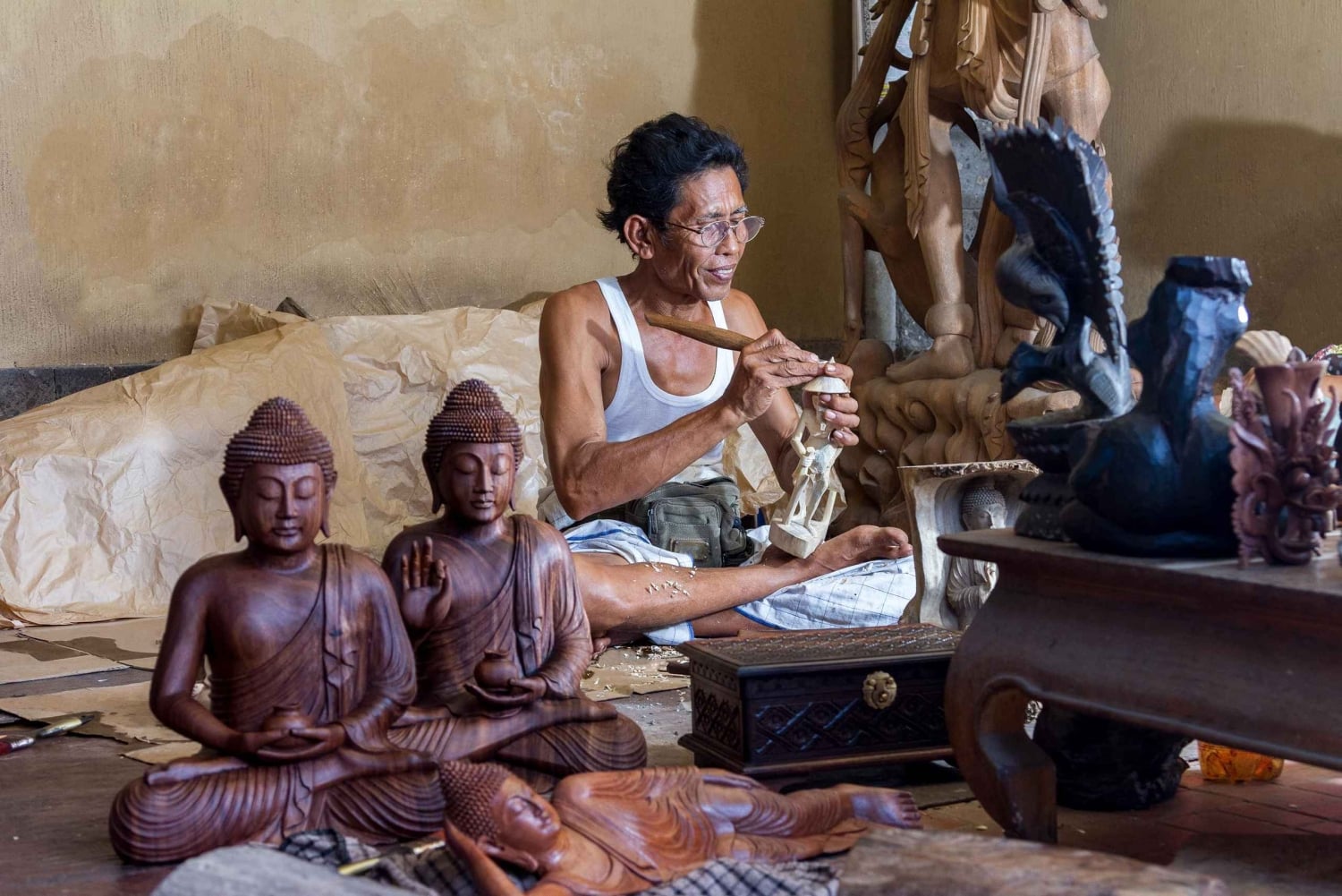 Ubud: Balinese Wood Carving Class & Rice Terrace Experience