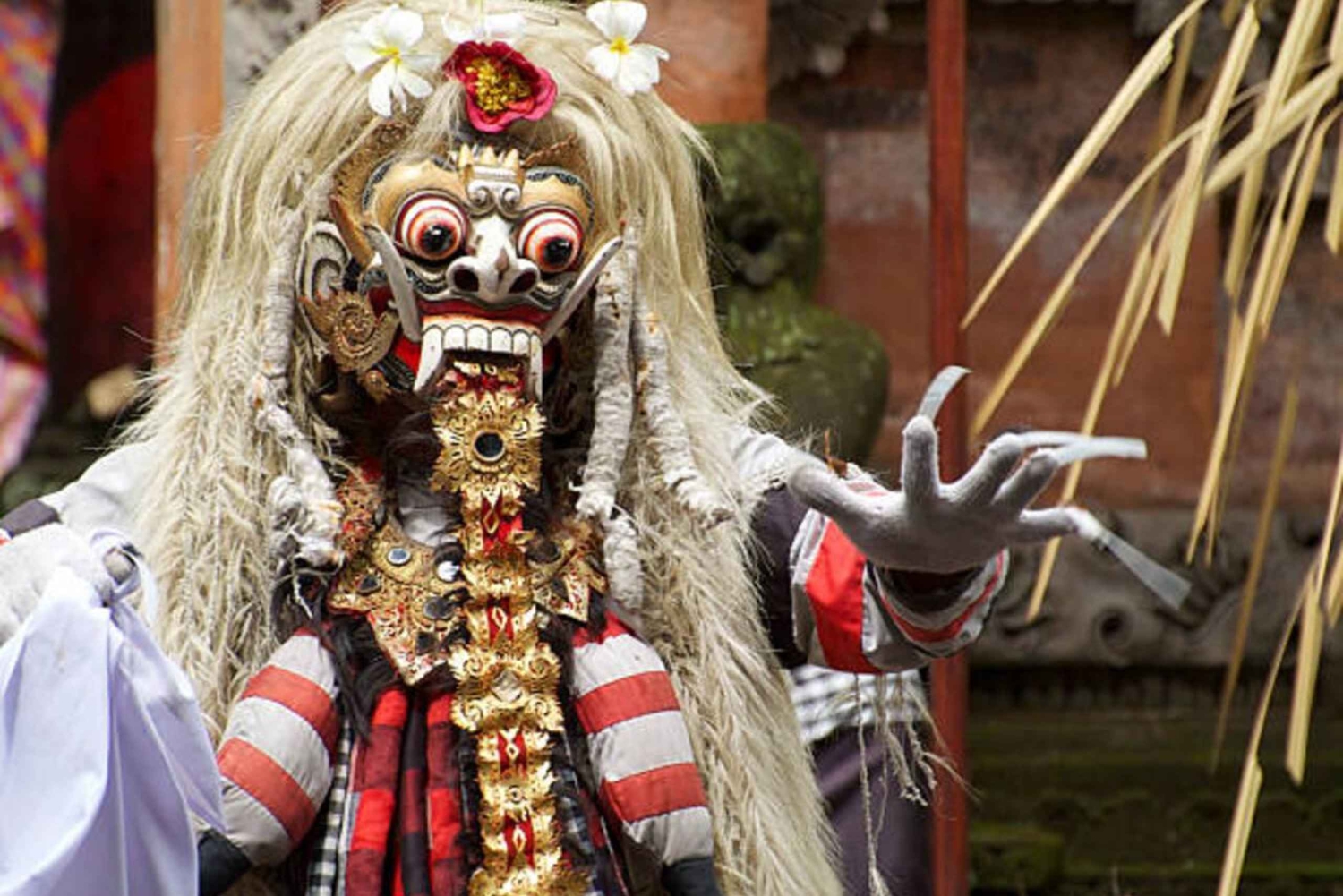 Ubud: Barong Dance and Keris Cultural Dance Show Tickets