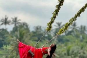 Ubud: Buggy Ride, Zipline och Jungle Swing Tour