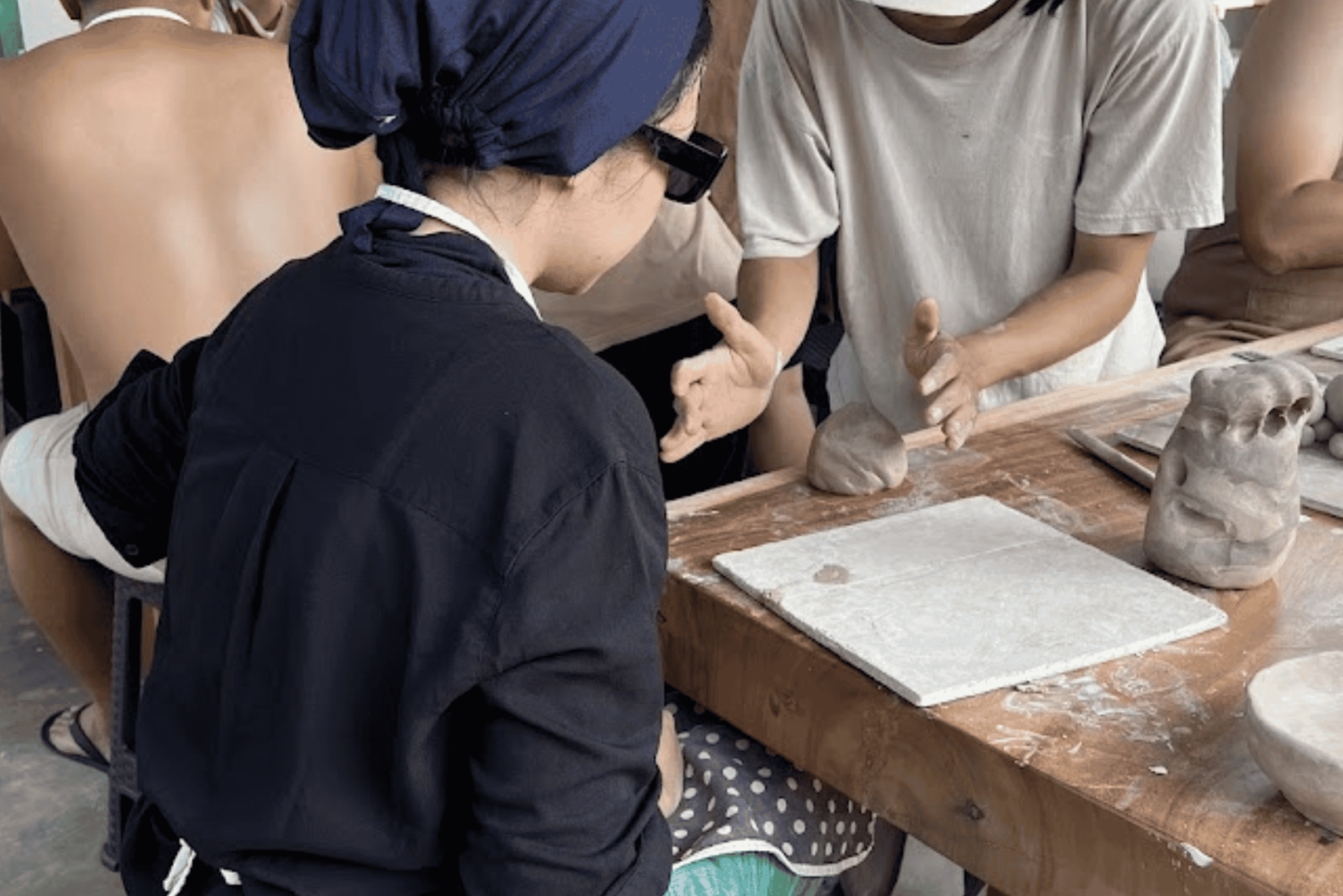 Ubud: Ceramic Pottery Class with 2 kg Clay