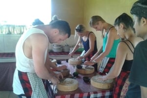 Ubud Cooking : All Inclusive ruoanlaittokurssi