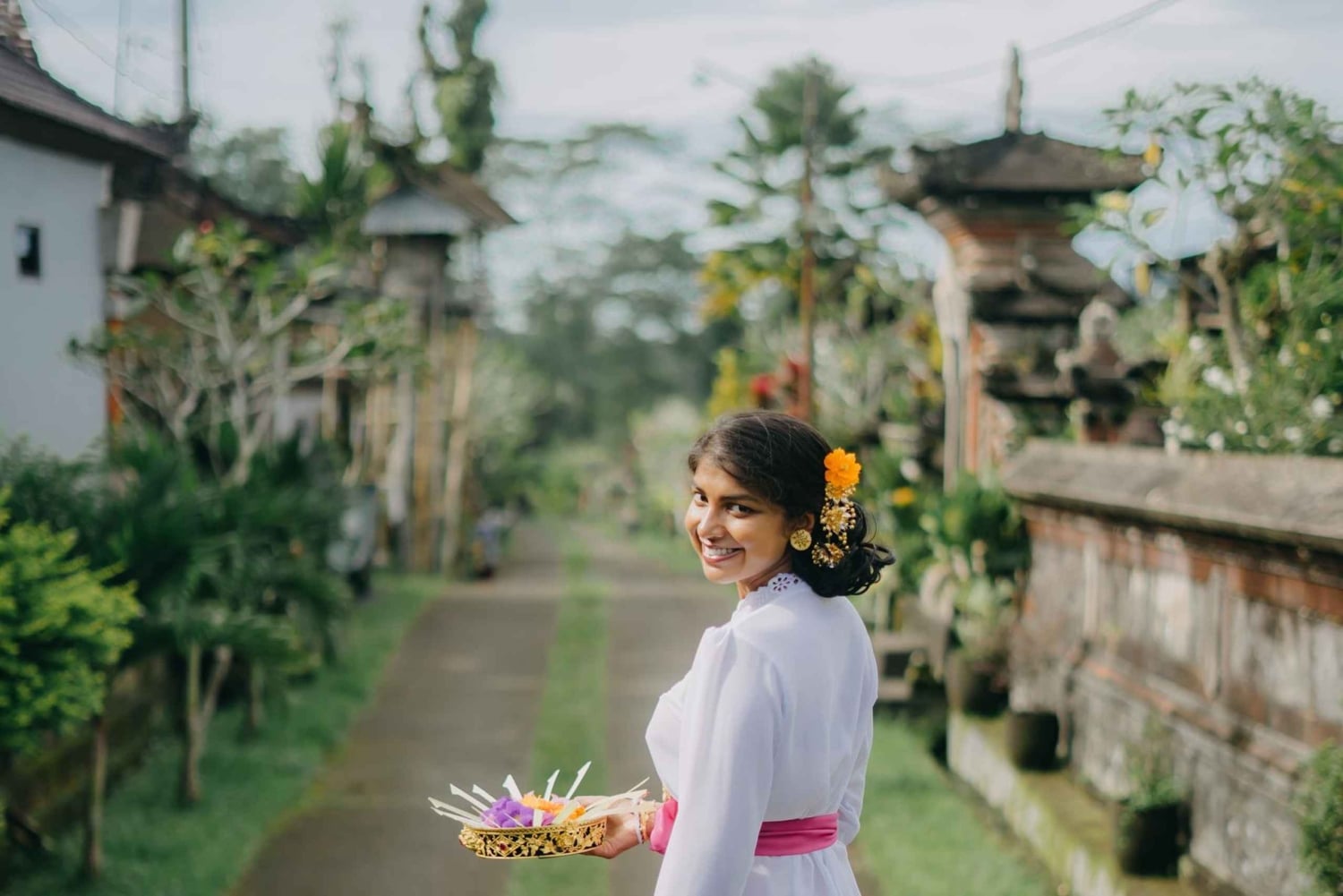 Ubud: Delodsema Traditional Village with Balinese Costume