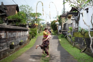Ubud: Delodsema Traditional Village with Balinese Costume