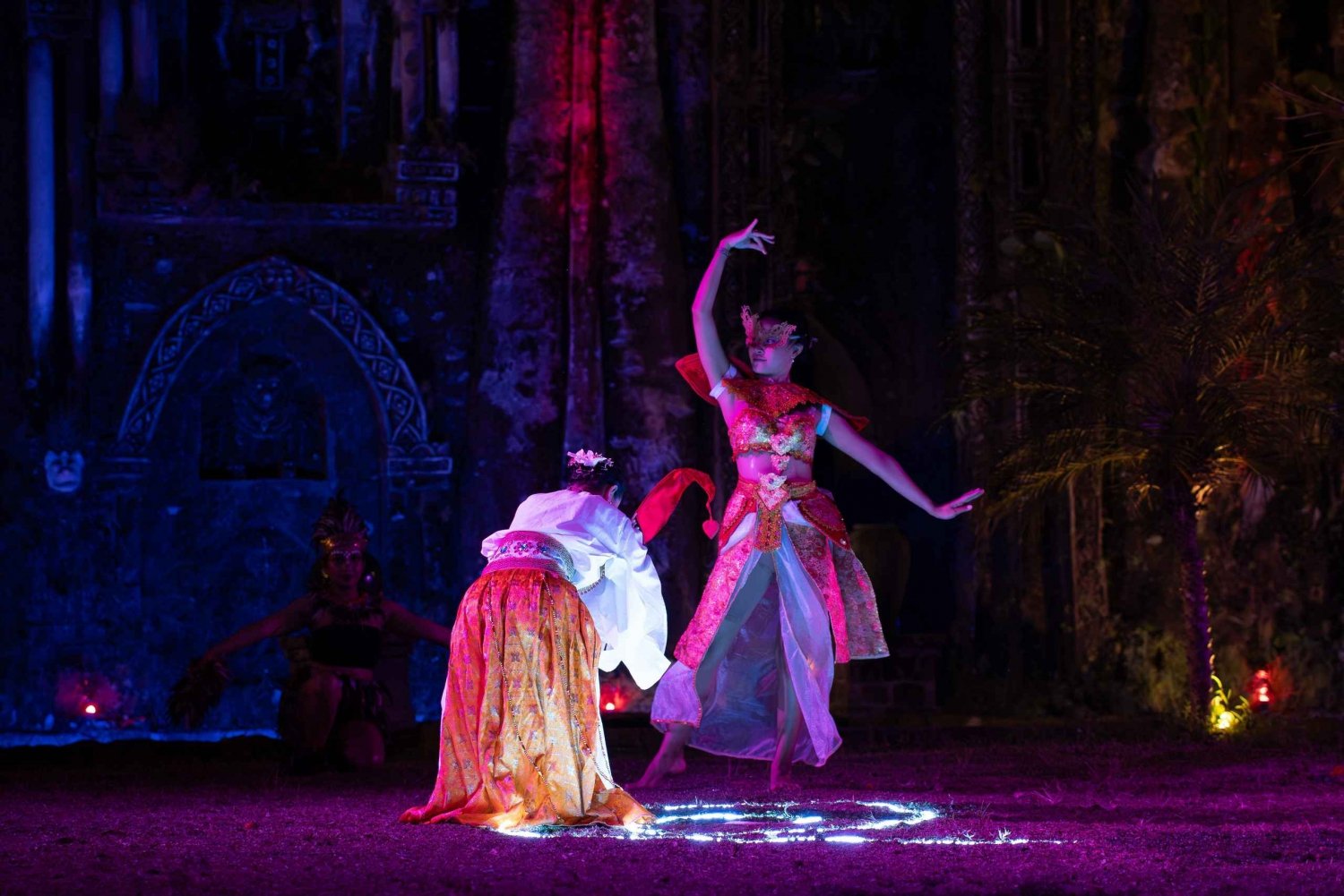 Убуд: ужин-шоу «Затерянный город — история человечества»