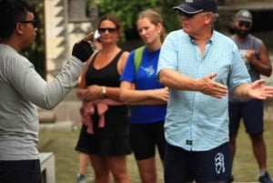 ウブド：火山を下りるサイクリングと棚田訪問をお楽しします