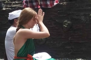 Upplevelser i Ubud : Spiritual Escape Tour och vattenfallet Beji