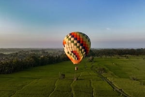 Ubud: Floating Breakfast and Hot Air Balloon Experience